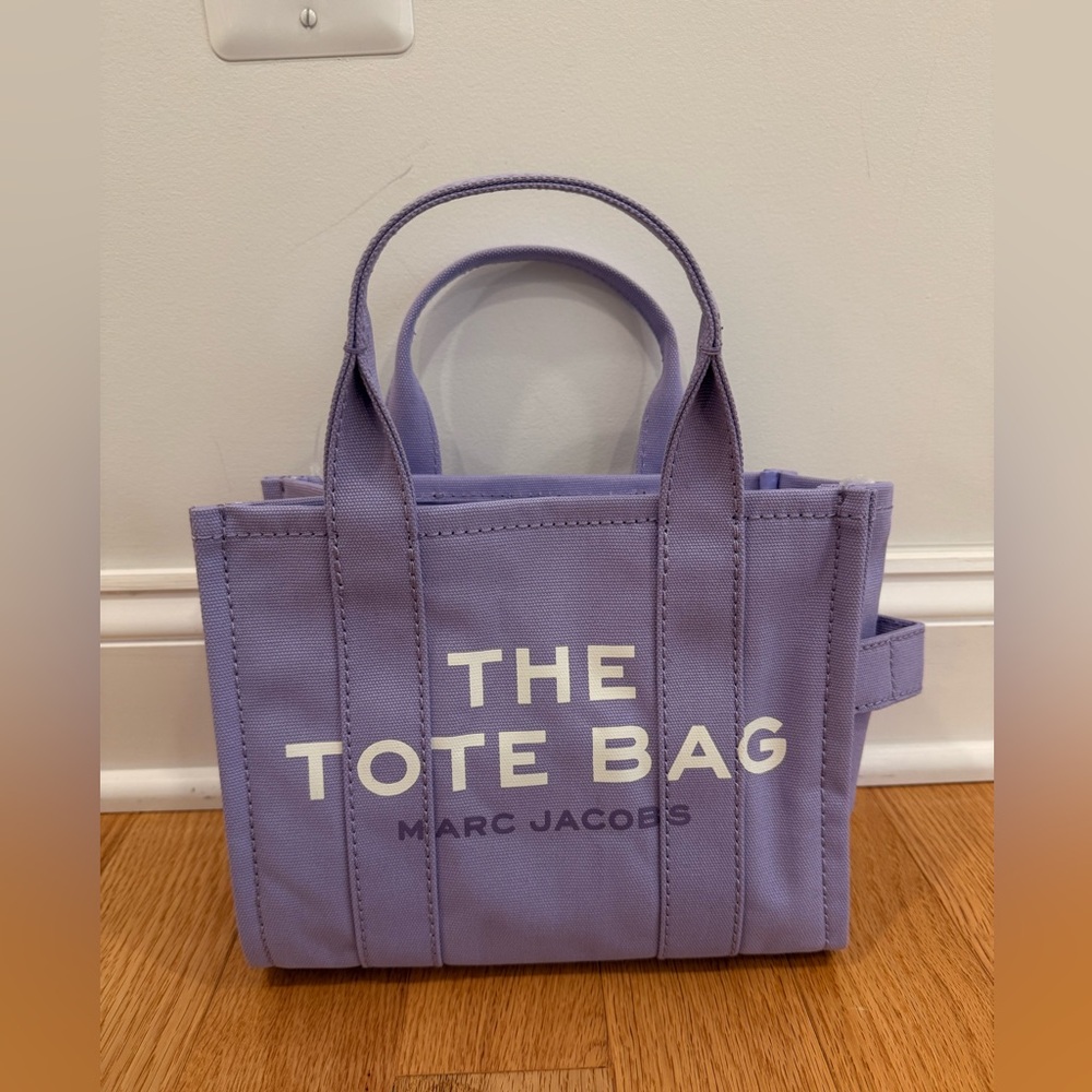 NWT Marc Jacobs THE CANVAS SMALL TOTE BAG - lilac